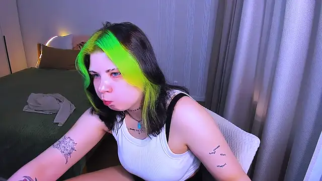 AliceSpencery webcam