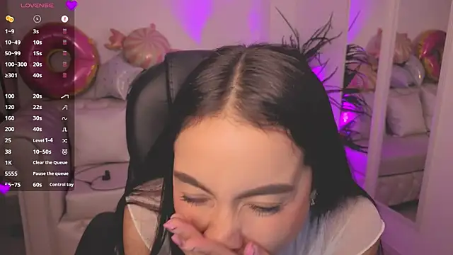 Aleejaa__ webcam
