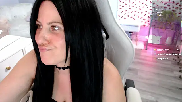 BellaStar84 webcam