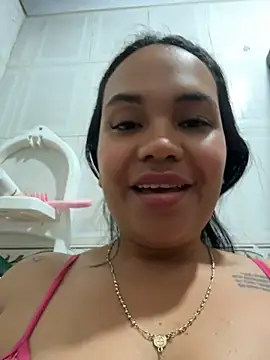 NoahJade webcam