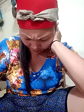 Meimei_Lucky live cam on StripChat