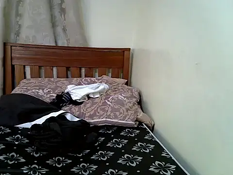 Novah_mila webcam