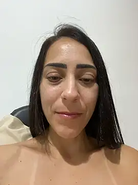 lucioliveira live cam on StripChat