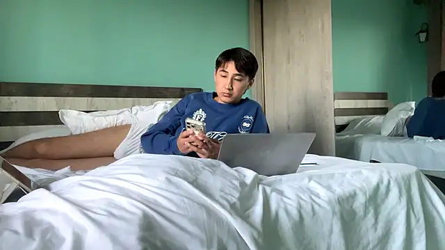 kleopatri_ - Kleopatri_'s free webcam - UK Sex Cams