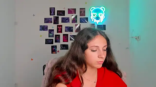 KissMeJulia webcam