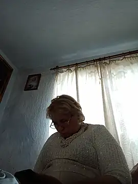 Elena_Beautiful784 webcam