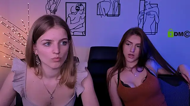 lisa_dark_ webcam