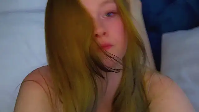AgataFoxley live cam on StripChat