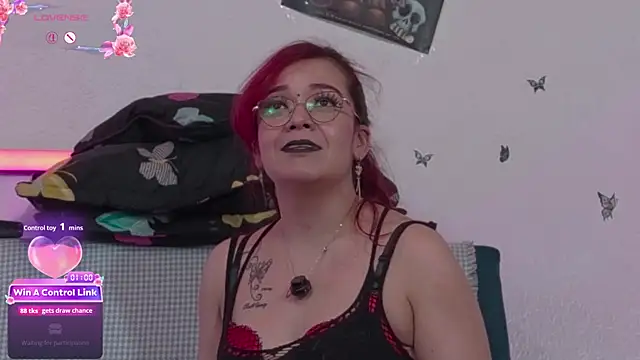 keila_j live cam on StripChat
