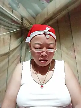 Agnes-baby live cam on StripChat