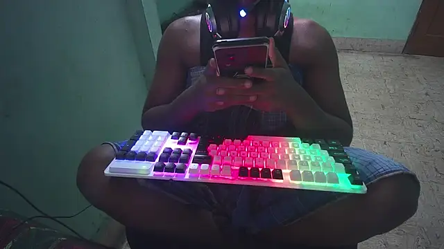 tamil_kdd - Tamil_KDD's free webcam - UK Sex Cams