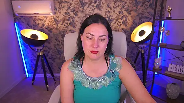 VelvetLuck live cam on StripChat