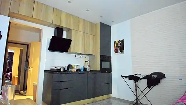 _Alice_Kitty live cam on StripChat