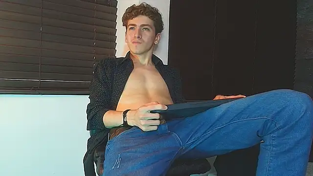 Tyler_Mcrey webcam