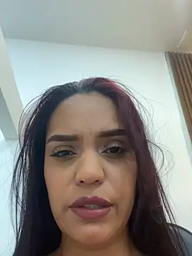 Sara-77 webcam