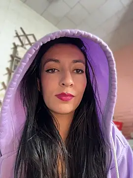 Modella: SALOME_KORLAND
