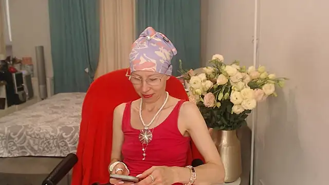 LuxuryNika