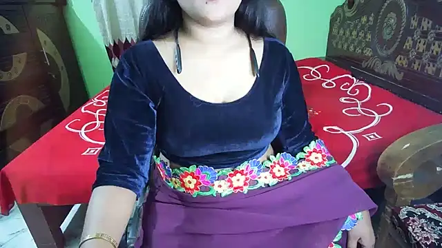 BengaliQueenStar webcam