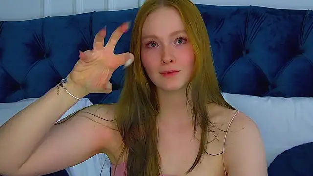 AgataFoxley webcam