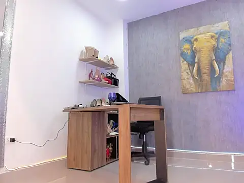 Ella_Pride1 webcam