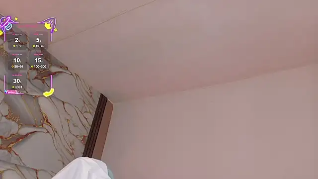 ahvi_ebony webcam