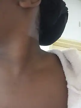 YummyBoobs_ webcam