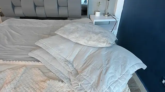 Charlie___Musk webcam