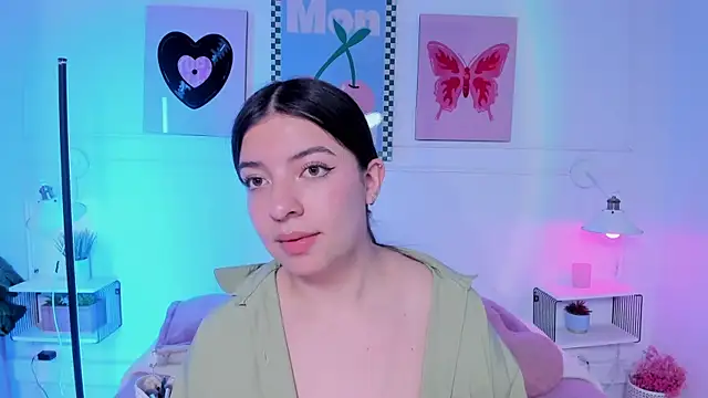 Sara_Deen webcam
