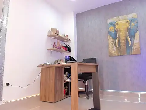 Ella_Pride1 webcam