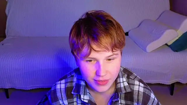 two_gerls_here webcam