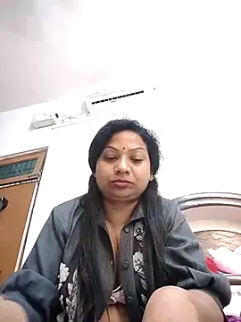 Cute-Janvi20 webcam
