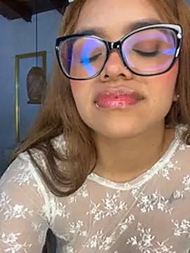 mia_castano webcam