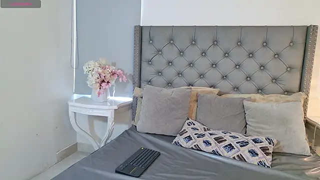 MafePrada webcam