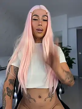 miss_tatiana_'s live cam