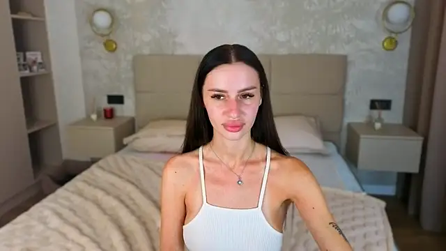 Snow_WhiteeeX live cam on StripChat