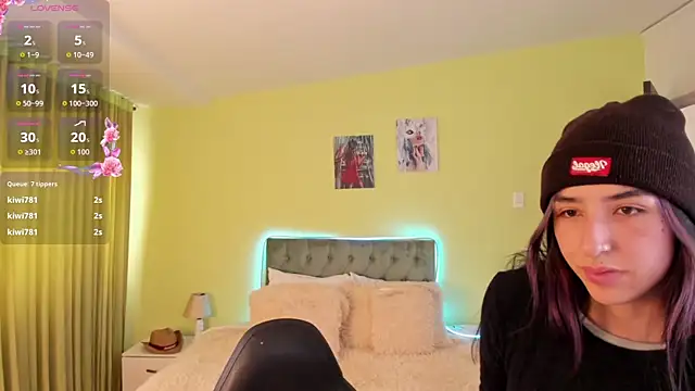 Celeste_Rous__ live cam on StripChat