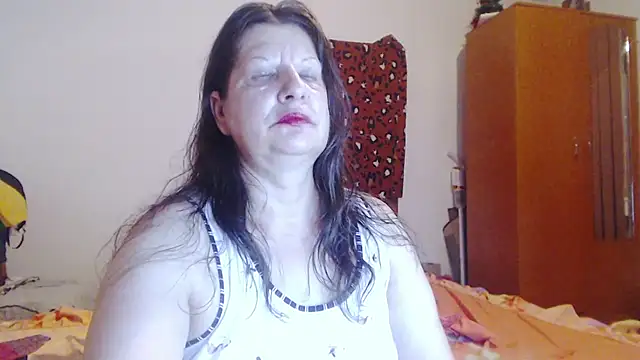 ExtasyMature webcam