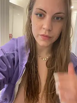 elliepixie Live Webcam on Stripchat
