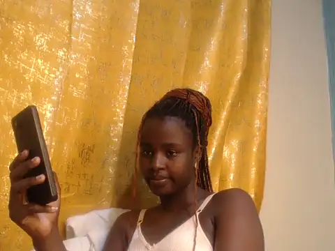 Sexxy-skinny webcam