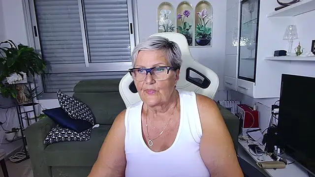 Selenna57 webcam