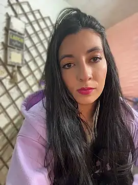 SALOME_KORLAND live cam on StripChat