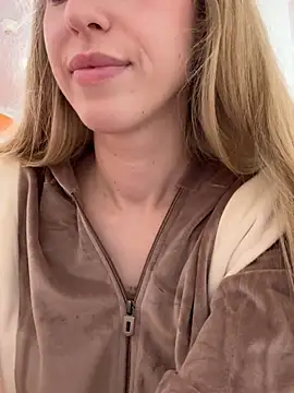 kira_mia