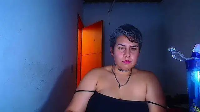 Yessi_rousse webcam