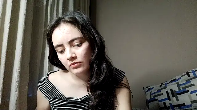 AishaGeisha live cam on StripChat