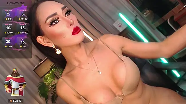 Midnight_Cravingsts live cam on StripChat