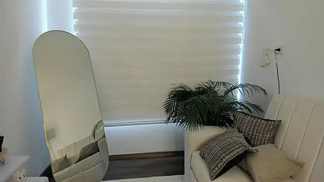 Ori_valentina webcam