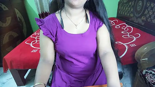 BengaliQueenStar live cam on StripChat
