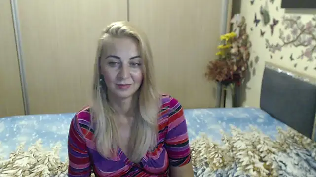 MirabelaSweet webcam