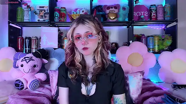 _Devill_Baby webcam