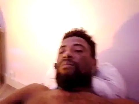 Amou215 webcam